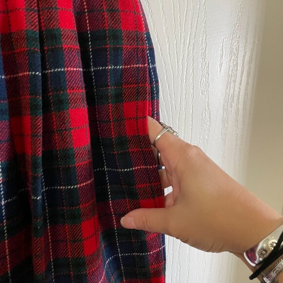 Vintage Pendleton Xmas Check Plaid Wool Shorts | Size Large - Picture 6 of 10